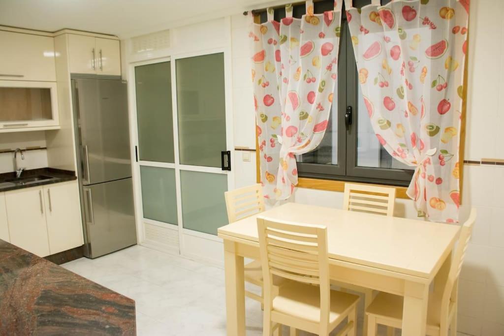 Alojamiento Yasa Sarria Exterior foto